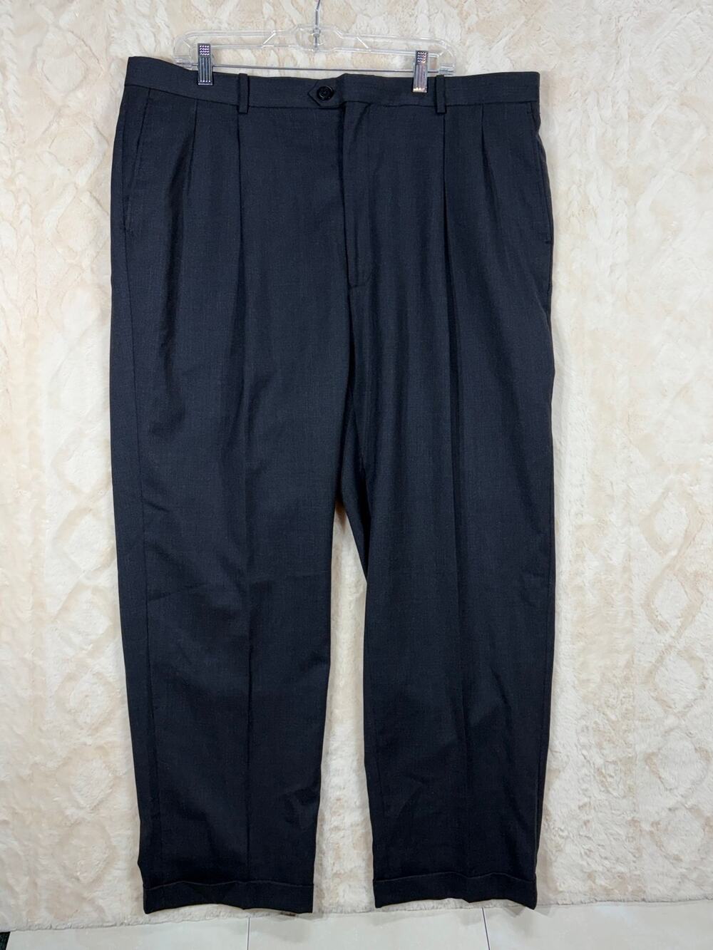 Versini Men’s 41 Dress Pants 100% Wool Dark Gray Flat Front Trouser